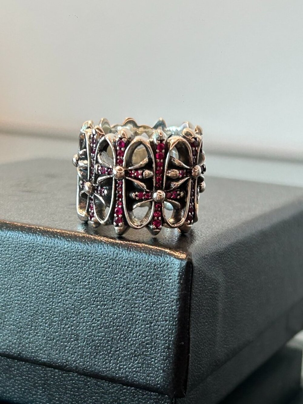 CHROME HEARTS CEMETERY CROSS RING